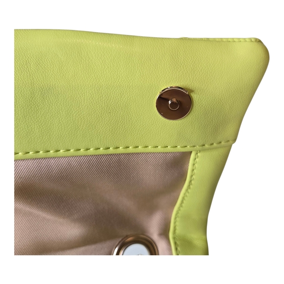 JASON WU Quilted Lime Green Bag With Thick Gold Chain Handle- NWOT - Picture 12 of 12